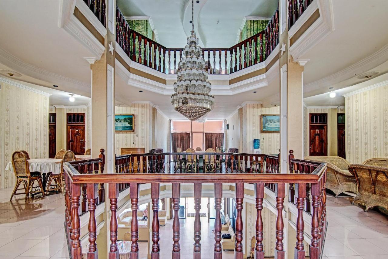 Oyo 92551 Netra Hotel Ujunbatu Dış mekan fotoğraf